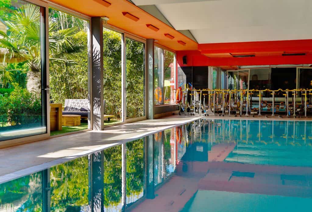 piscine intérieur Pacificlub